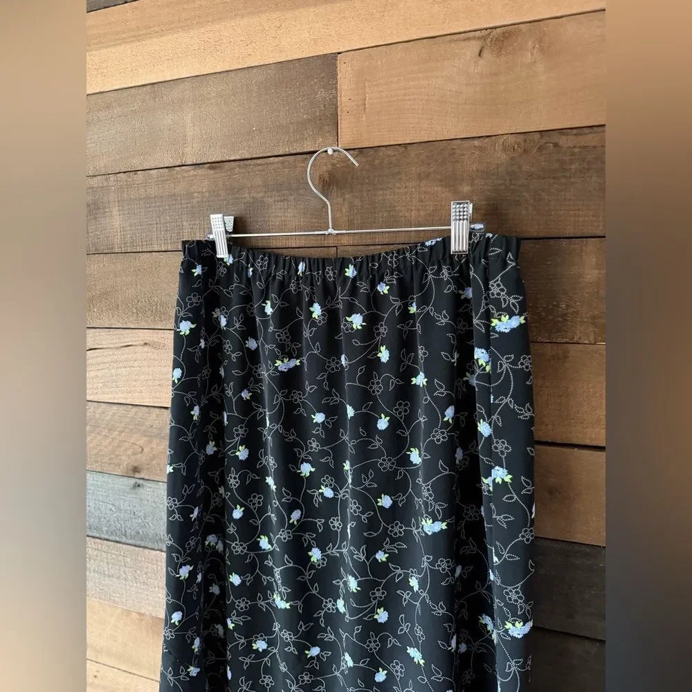 Vintage Sag Harbor Black Floral Midi Skirt Y2K Cottagecore